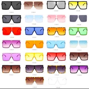 Sunglasses free case and reusable wipes